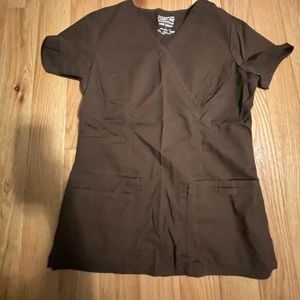 Women’s Cherokee Scrub Set, color CHOCOLATE (Brown), Size: top XS, bottoms XSP.